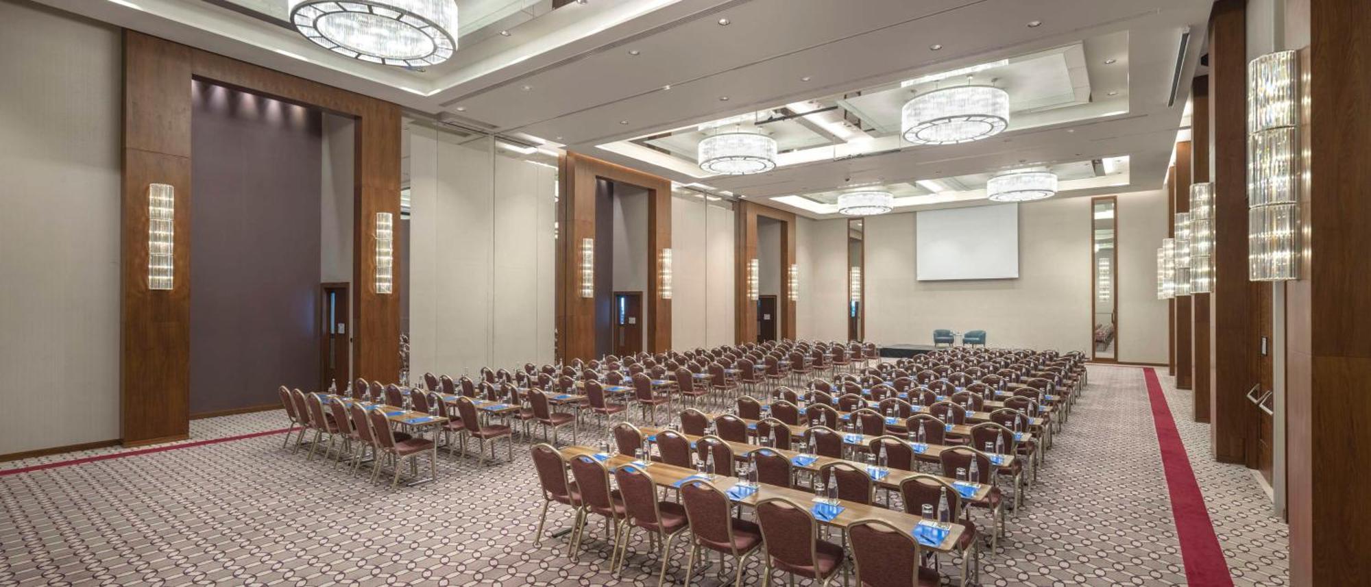 Hilton Batumi Hotell Exteriör bild The Grand Ballroom
